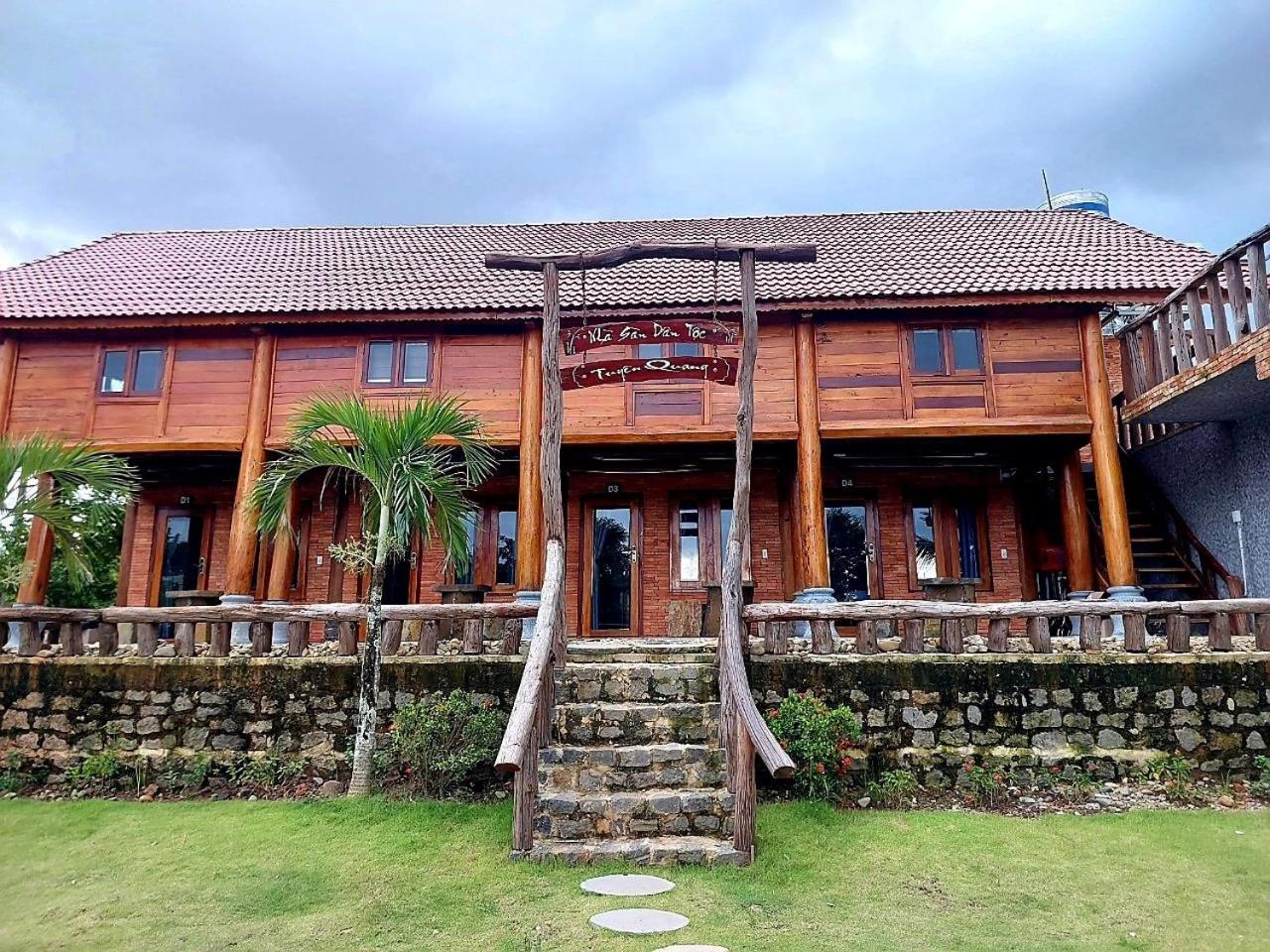 Ngoc Tien Farmer Eco Lodge Cát Tiên Eksteriør bilde