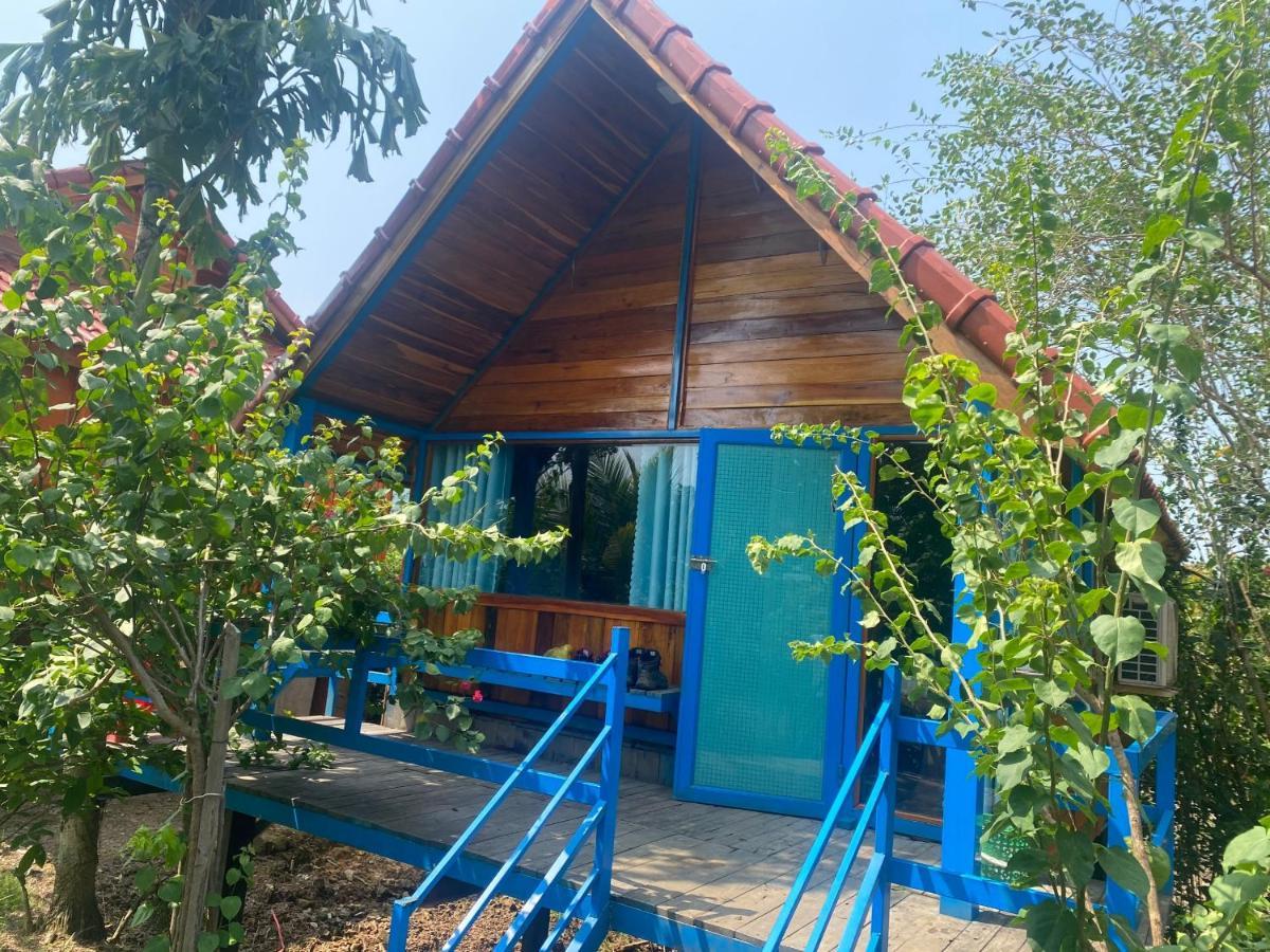 Ngoc Tien Farmer Eco Lodge Cát Tiên Eksteriør bilde