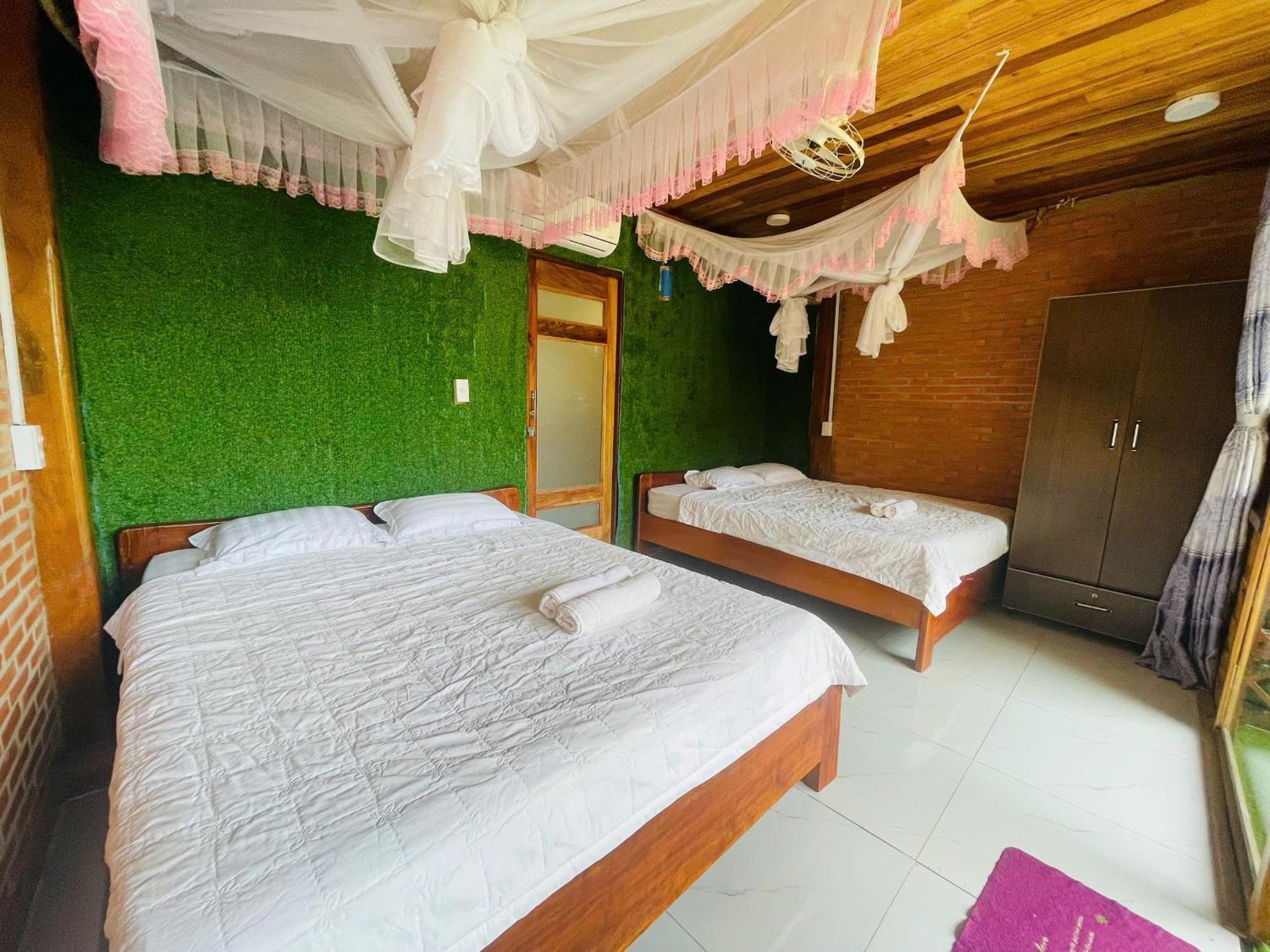Ngoc Tien Farmer Eco Lodge Cát Tiên Rom bilde